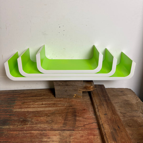 Retro U-shape Regal System