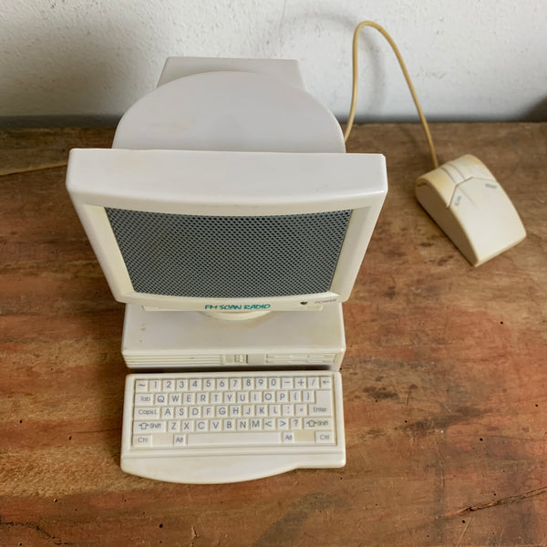 Vintage PC AUTO- SCAN FM RADIO