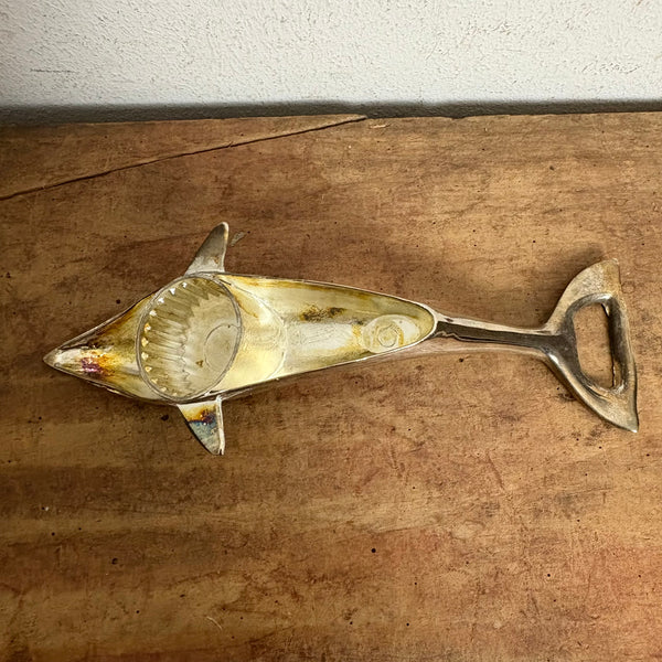 Vintage versilberter Kapselheber Delphin