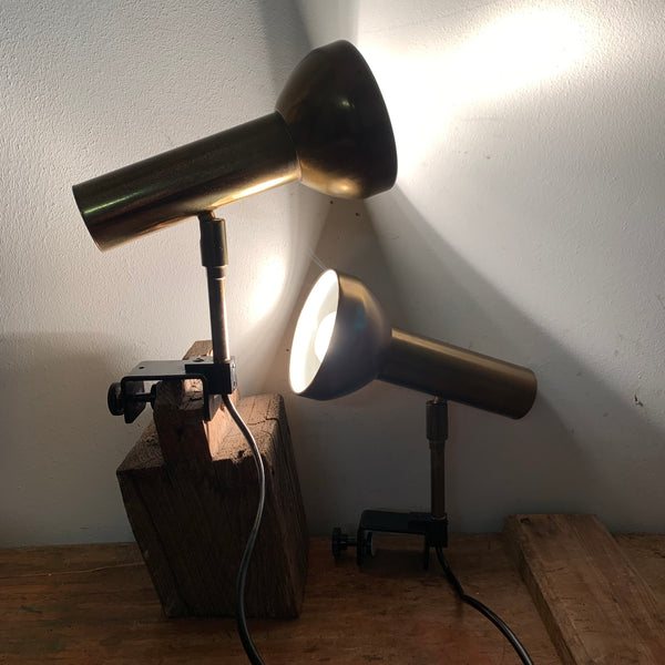 Zwei vintage Messing Klemm Lampen von Koch & Lowy für Omi