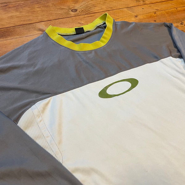 Oakley Longsleeve - Early 2000s Vintage