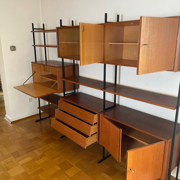 Vintage freistehendes Teakholz Regalsystem euroclassic von Ilse Möbel