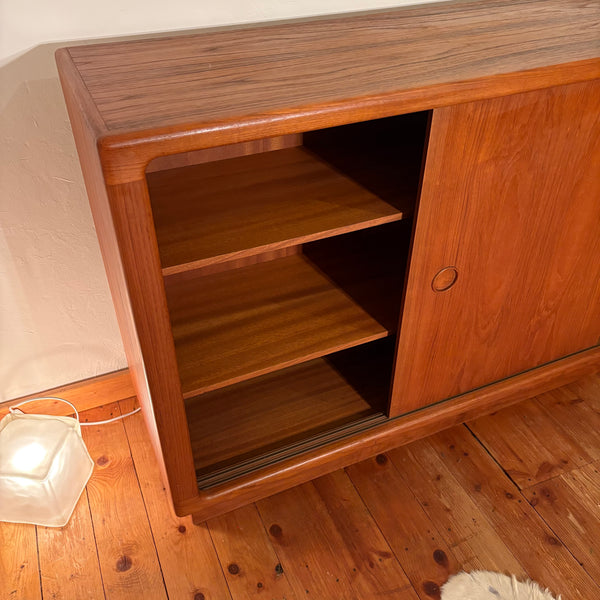 Vintage Dänisches Teakholz Sideboard von Silkeborg