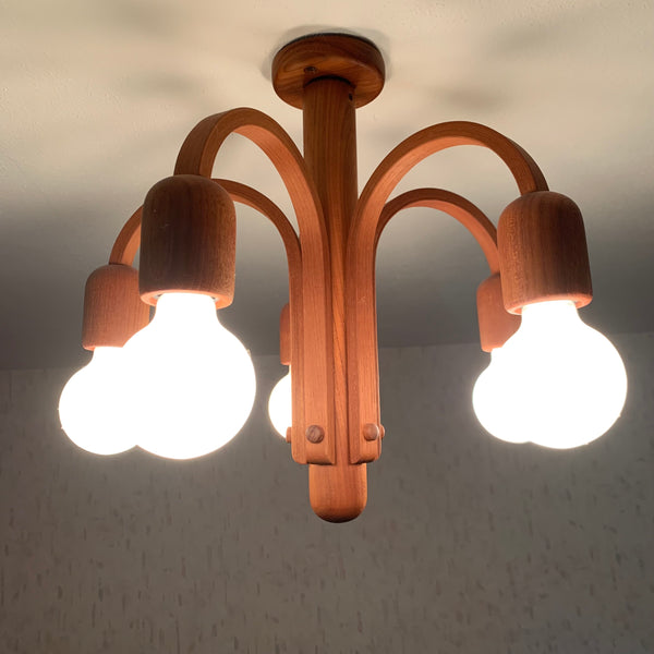 Vintage Teakholz Kronleuchter fünfarmig im dänischen Design von Domus Leuchten