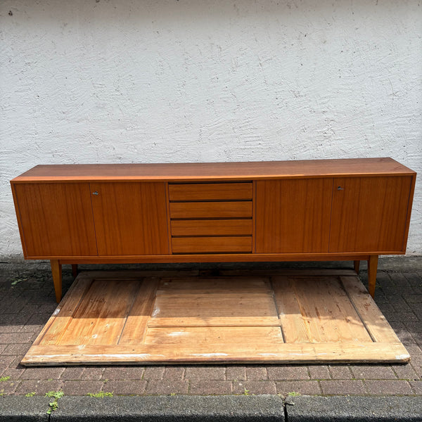 Vintage Mid Century Teakholz Sideboard