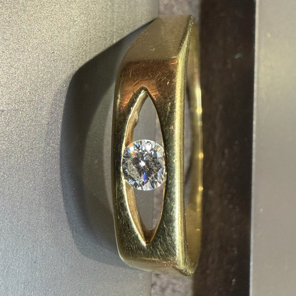 Einzigartiger Diamantring aus 585er Gold