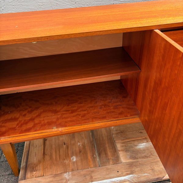 Vintage Mid Century Teakholz Sideboard