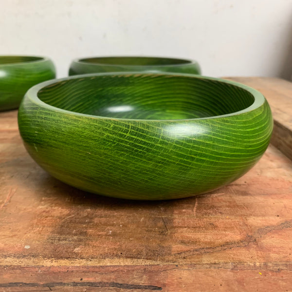 4er Set Vintage Mid Century Holzschalen in leuchtendem grün von Bob Qualität