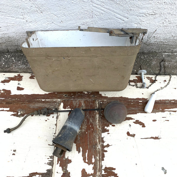 Antiker Hoch Spühlkasten komplett mit Zubehör