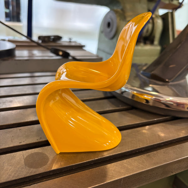 Miniatur Panton Chair von Vitra in gelb