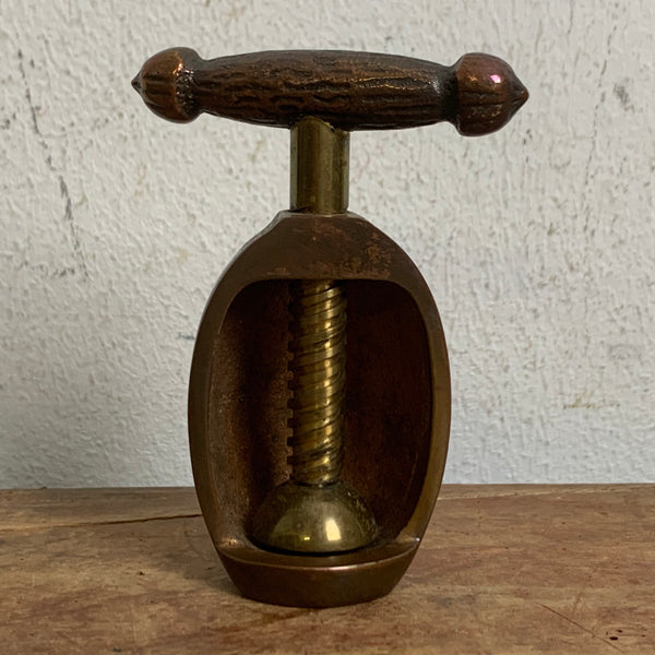 Art Deko Bronze Nussknacker in Walnussform von Rich. A. Herder Solingen