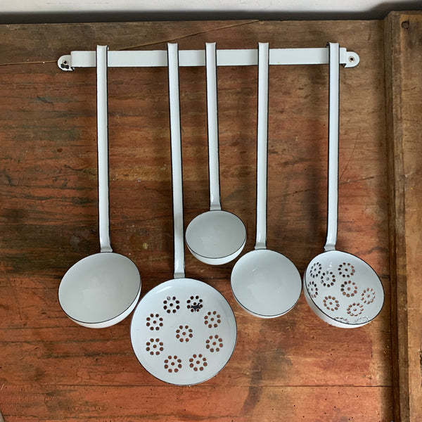 Retro Emaille Kellen Set weiß