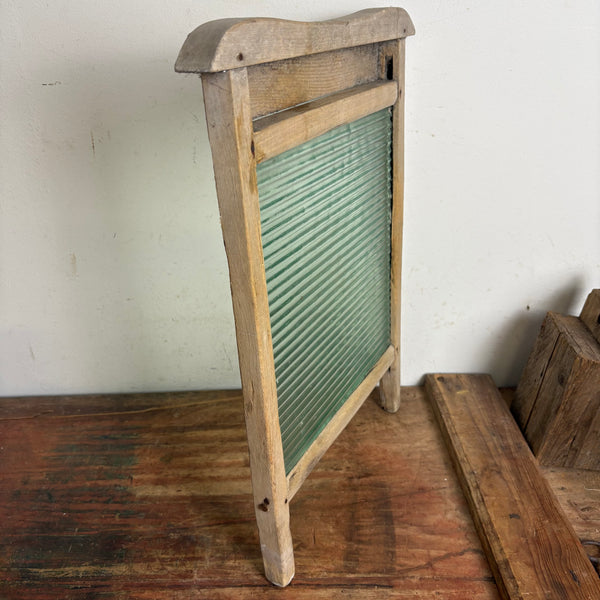 Antikes Waschbrett aus Glas und Holz