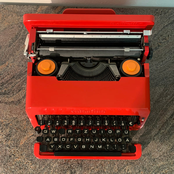 Vintage Rote Schreibmaschine Valentine von Ettore Sottsass für Olivetti Synthesis