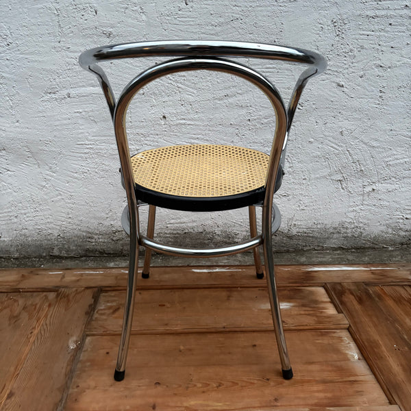 Vintage Bistrostuhl Stahlrohr Chrom im Stil von Thonet Nr. 209