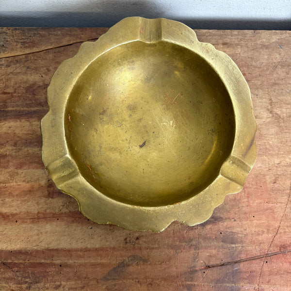 Vintage brutalistischer Mid Century Aschenbecher aus Bronze