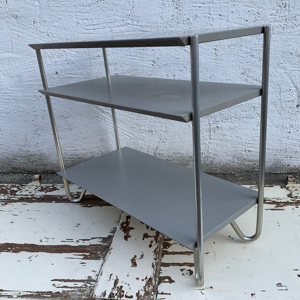 Bauhaus Regal im Industrial Style
