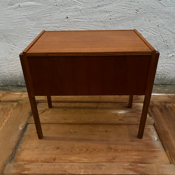 Vintage Mid Century Nähkasten - Nähtisch