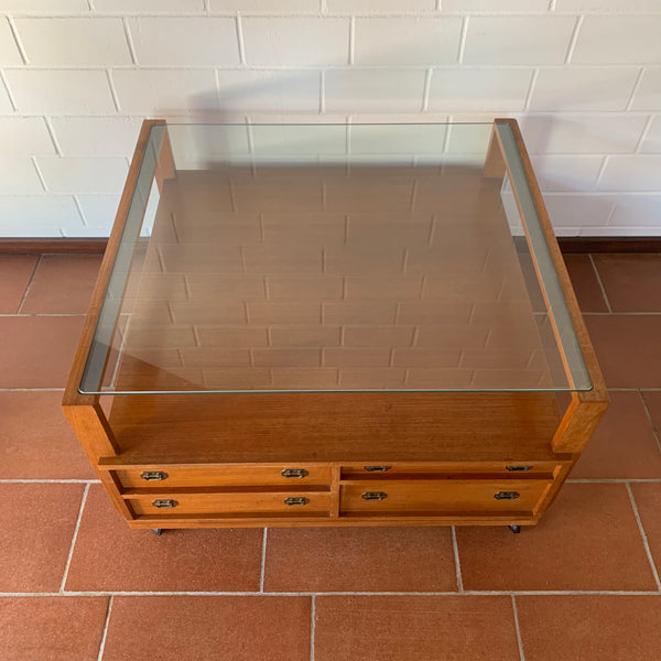 Vintage Coffee Table dänisches Design