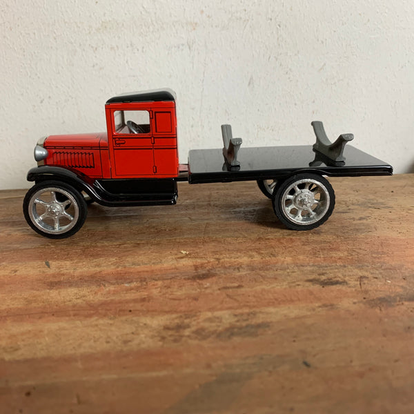 Blechspielzeug Modell Hawkeye Dozentransporter