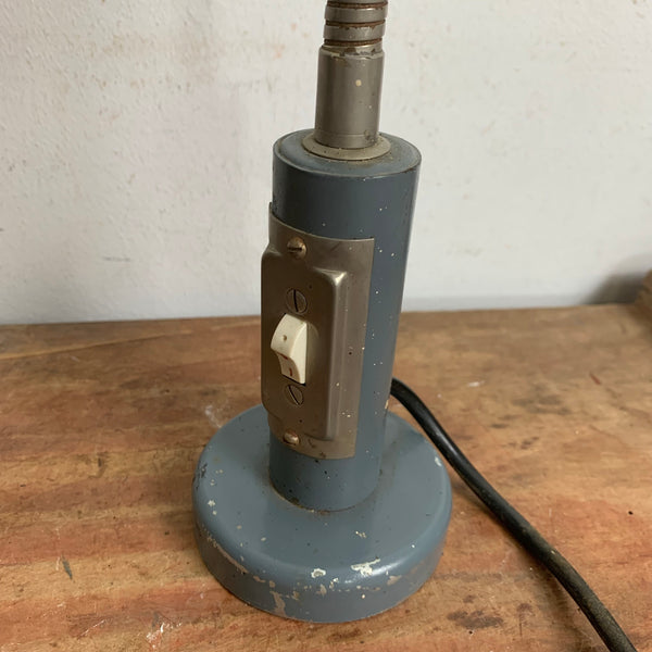 Vintage Industrial Arbeitsleuchte mit Schwanenhals und Magnetfuß