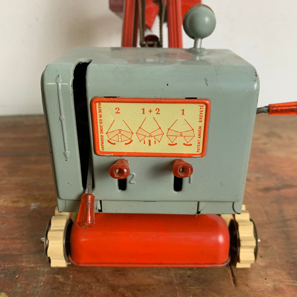 Vintage Weißblech Bagger von MFZ US Zone