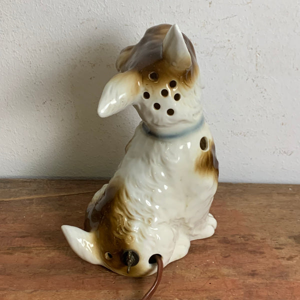Mid Century Rauchverzehrer Terrier Hund