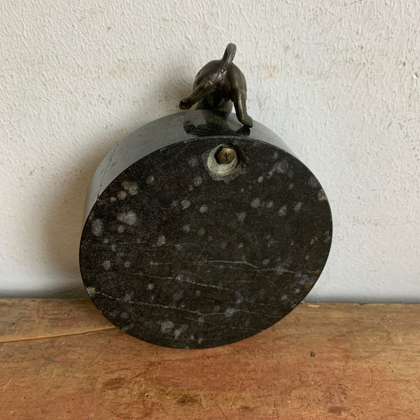 Art Deco Mamor Aschenbecher mit Bronze Dackel
