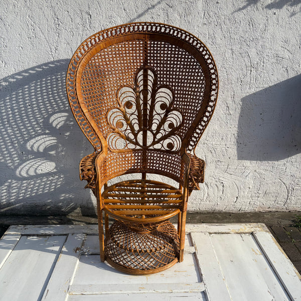 Vintage Rattan Peacock Chair Emanuelle