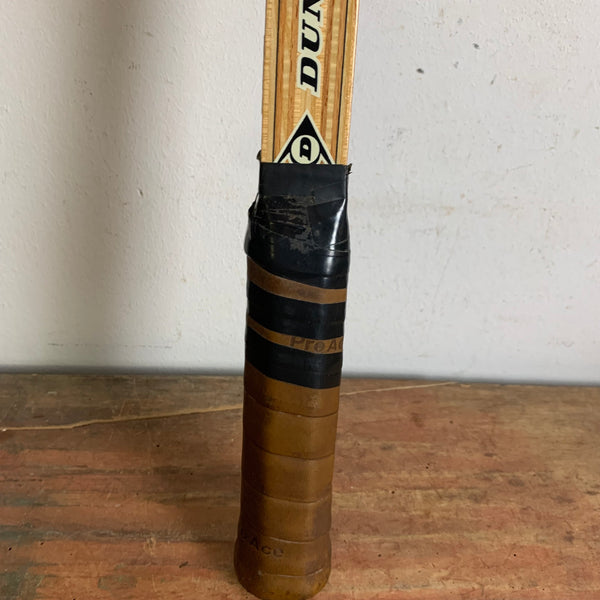 Vintage Holz Tennisschläger von Dunlop