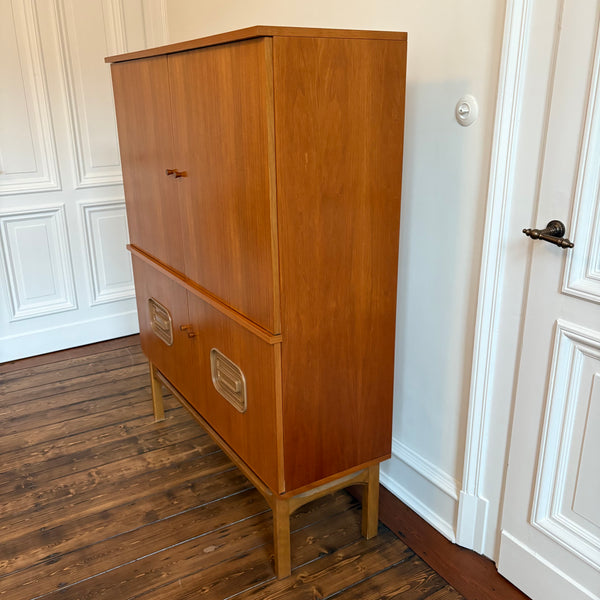 Vintage Dänisches Teakholz Highboard von Dyrlund