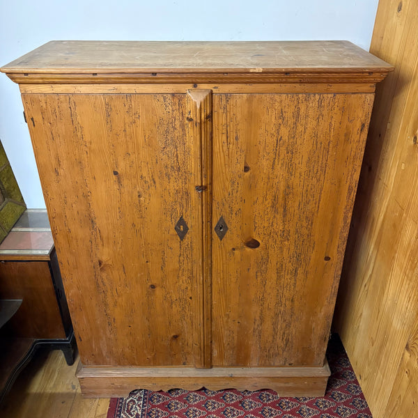 Antiker Barock Bauernschrank