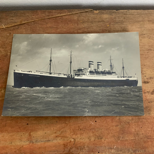 Ansichtskarte Doppelschrauben-Schnelldampfer Deutschland 
der Hamburg-Amerika Linie
