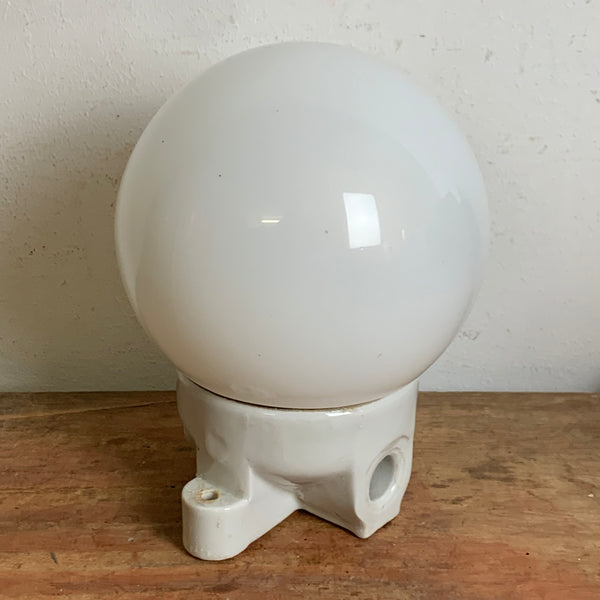 Bauhaus Wandlampe