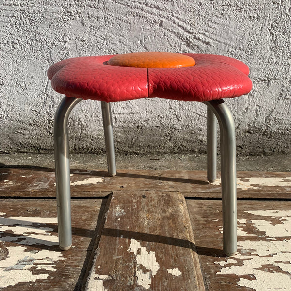 Flower Power Hocker