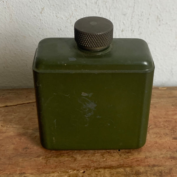 Ölflasche British Empire Militaria
