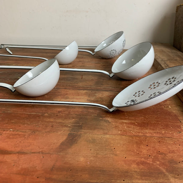Retro Emaille Kellen Set weiß