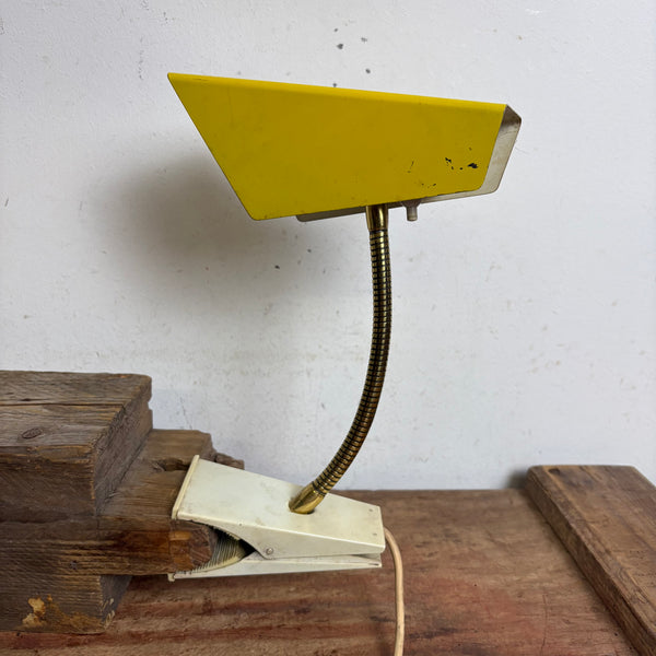 Vintage Mid Century Schwanenhals Lampe von HOSO