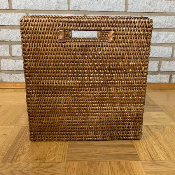 Vintage hochwertiger Rattan Korb mit Griffen