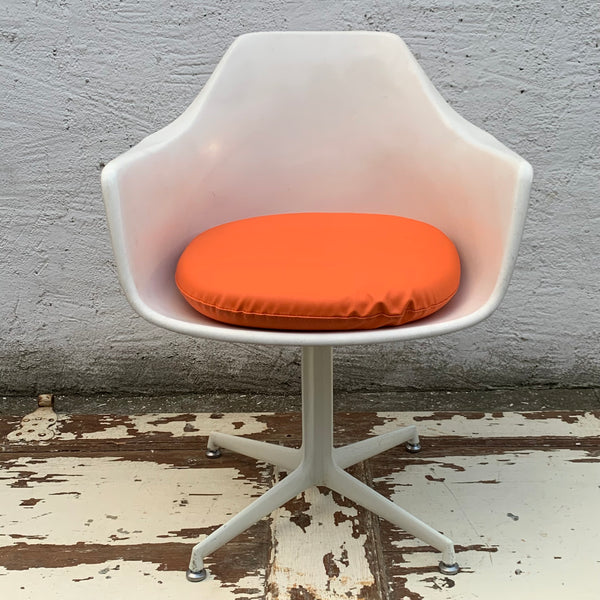 Vintage Space Age Dining Room Stuhl drehbarer Lounge Chair von Maurice Burke für Arkana Modell 116