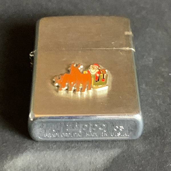 Zippo Feuerzeug Weihnachtsmann im Schlitten