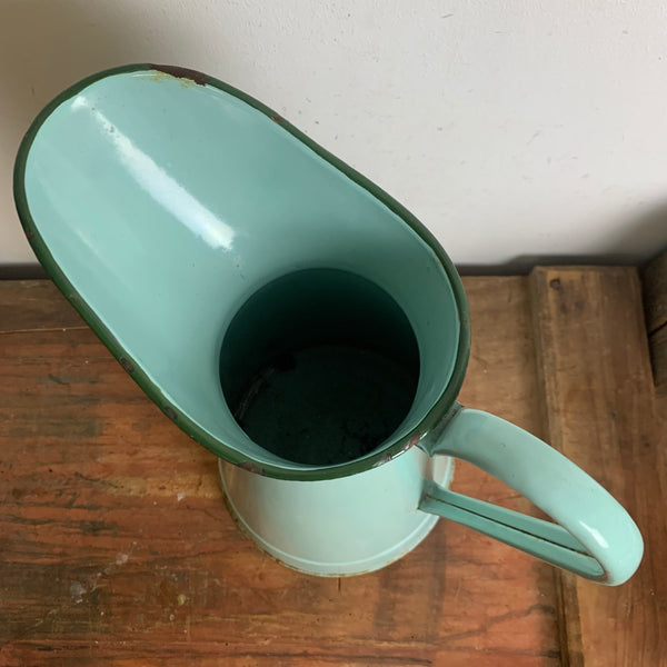 Vintage französische Emaille Wasserkanne in mintgrün