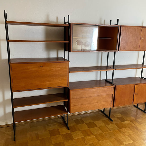 Vintage freistehendes Teakholz Regalsystem euroclassic von Ilse Möbel
