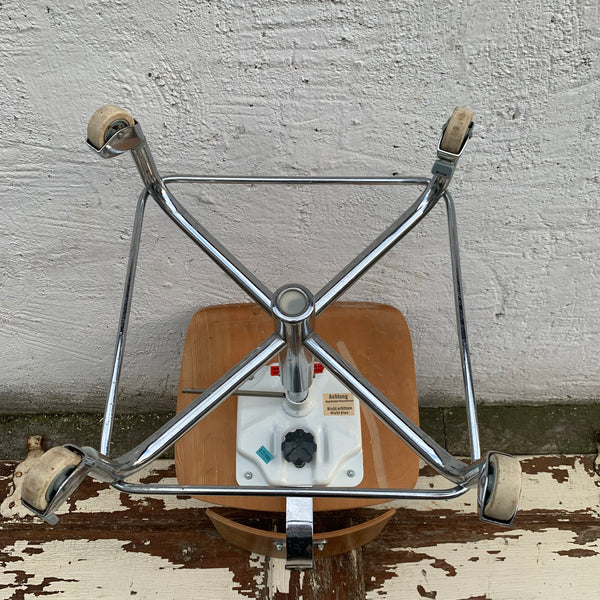 Alter Drehstuhl Werkstattstuhl von Bremshey