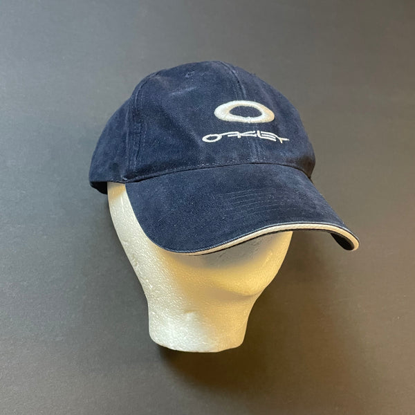 Oakley early 2000s Cap - Vintage