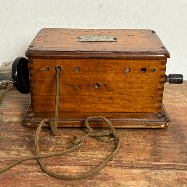 Antikes Wandtelefon