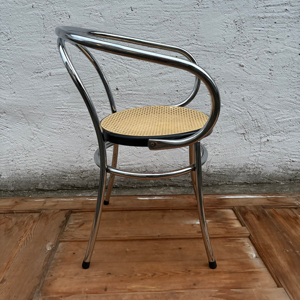 Vintage Bistrostuhl Stahlrohr Chrom im Stil von Thonet Nr. 209