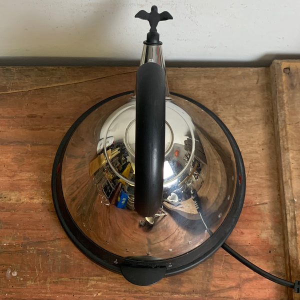 Design Wasserkocher von Michael Graves für Alessi