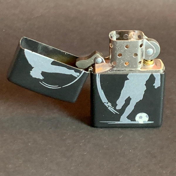 Zippo Feuerzeug Soccer