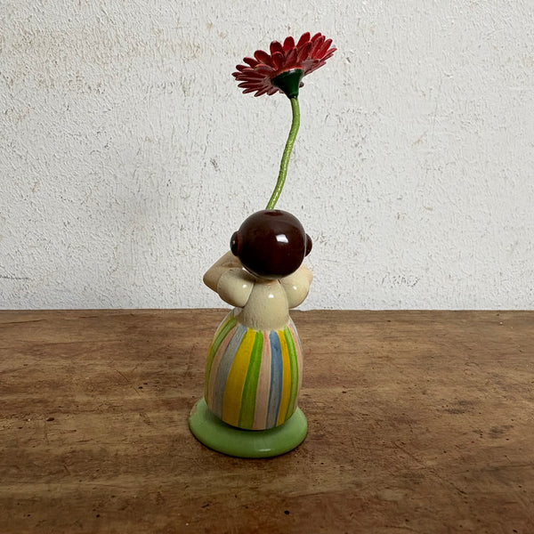 Blumenkind Mädchen mit Gänseblümchen von Weha